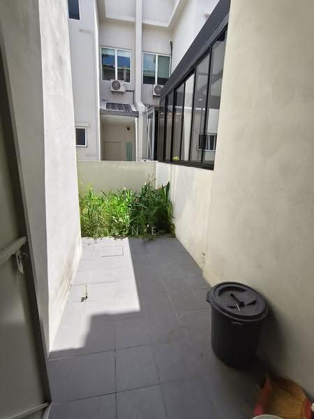 Rumah Berkembar untuk Dijual di Bandar Tasek Mutiara (Simpang Ampat) - Jane Ng - Backyard - PropertyGuru.com.my