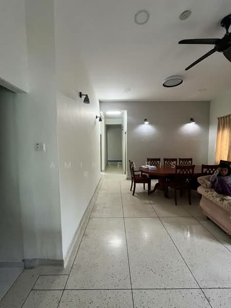 Semi-Detached House for Sale in Taman Bunga Raya (Muar) - Amir Faris Rusli - Corridor - PropertyGuru.com.my