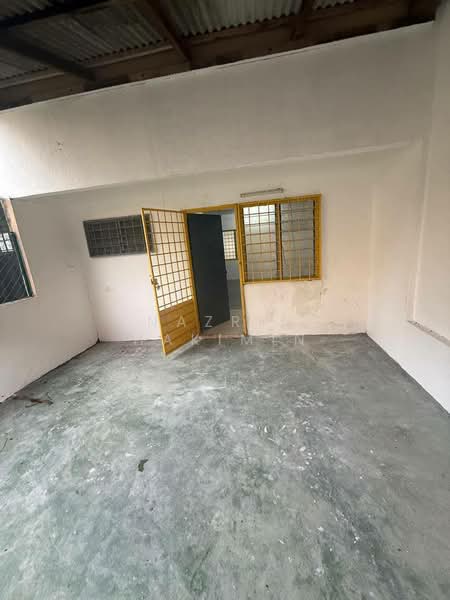 2-storey Terraced House for Sale in Sungai Buloh (Selangor) - Nazrin Hakimin - Interior - PropertyGuru.com.my