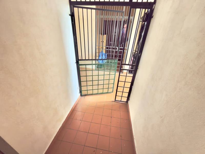 Pangsapuri untuk Dijual di Taman LTAT - Ashraff Daniel - PropertyGuru.com.my