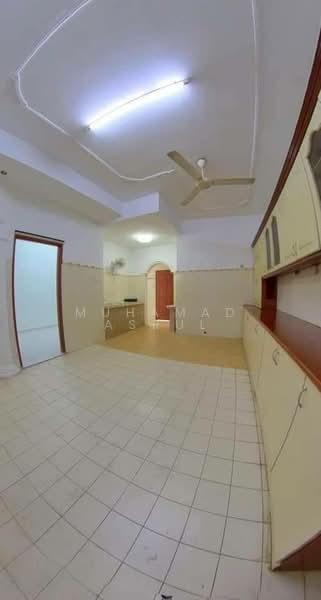 2-storey Terraced House for Sale in Taman Pulai Utama (Skudai) - Muhamad Asrul - Kitchen - PropertyGuru.com.my
