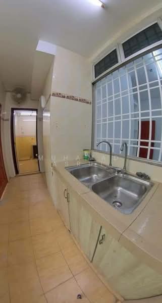 2-storey Terraced House for Sale in Taman Pulai Utama (Skudai) - Muhamad Asrul - Kitchen - PropertyGuru.com.my