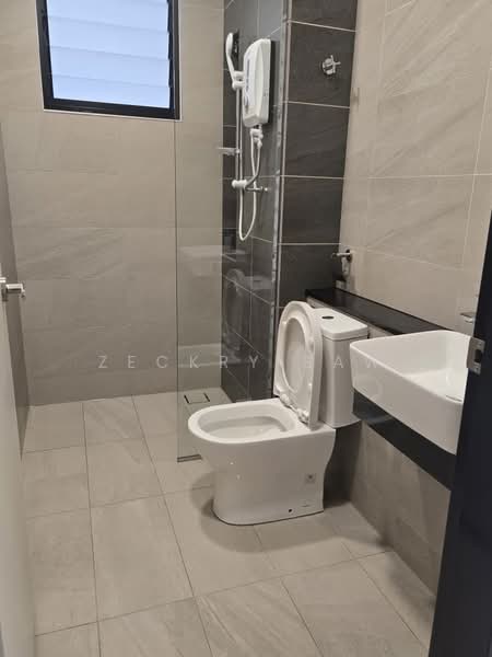 Servis Apartment untuk Disewa di 2Rio Residence @ Bandar Puteri Puchong - Zeckry Saw - Bathroom - PropertyGuru.com.my