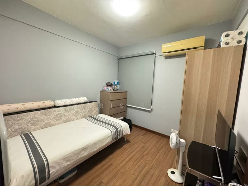 Kondominium untuk Dijual di First Residence (Residensi Unggul) - Chris See - Bedroom - PropertyGuru.com.my