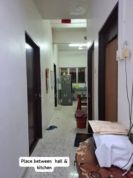1-storey Terraced House for Sale in Teluk Pulai (Klang) - Michael Edward - Corridor - PropertyGuru.com.my