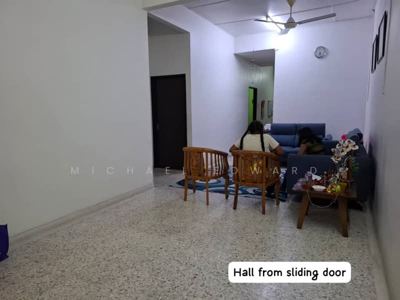 1-storey Terraced House for Sale in Teluk Pulai (Klang) - Michael Edward - Living Room - PropertyGuru.com.my