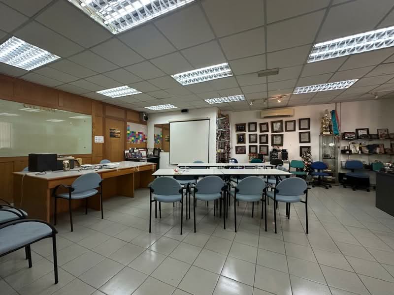 Pejabat untuk Disewa di Bandar Menjalara (Kuala Lumpur) - Denise Wong - Interior - PropertyGuru.com.my