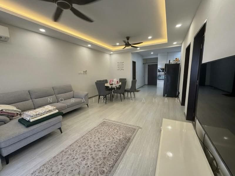 Pangsapuri untuk Dijual di Residensi Jalan Jubilee - Noraini Dahan - Living Room - PropertyGuru.com.my