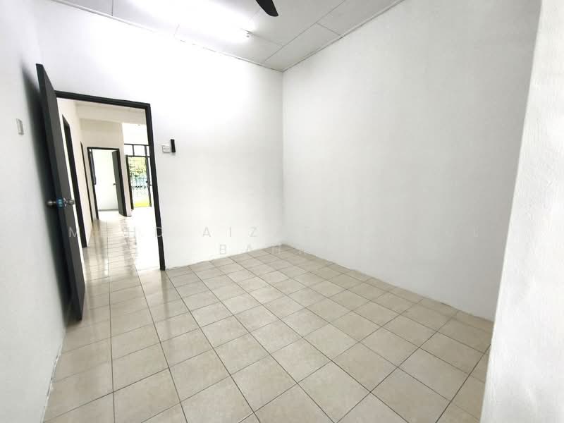 Rumah Teres 1 Tingkat untuk Dijual di Taman Intan Duyung (Port Dickson) - Mohd Aizat Saiful Bahri - PropertyGuru.com.my