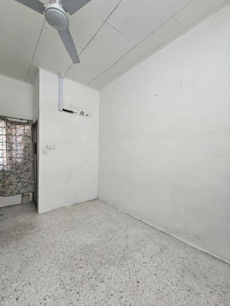 1-storey Terraced House for Sale in Taman Desa Cemerlang (Ulu Tiram) - Victor Lim - PropertyGuru.com.my