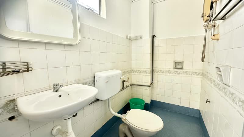 Apartment for Sale at Jasmine Court - Basri Munir - Bathroom - PropertyGuru.com.my