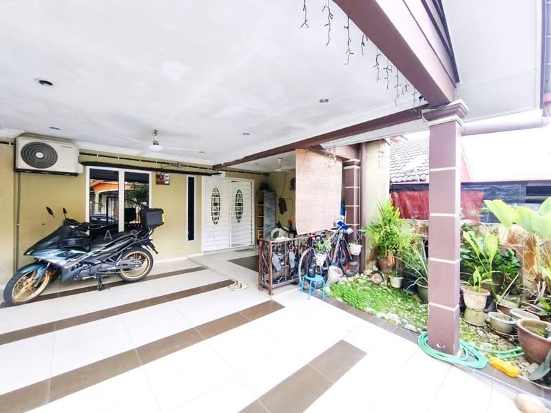 2-storey Terraced House for Sale in Batang Kali (Selangor) - Ashraff Daniel - Exterior - PropertyGuru.com.my