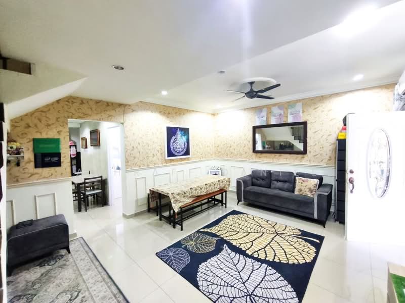 2-storey Terraced House for Sale in Batang Kali (Selangor) - Ashraff Daniel - Living Room - PropertyGuru.com.my