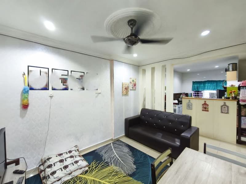 2-storey Terraced House for Sale in Batang Kali (Selangor) - Ashraff Daniel - Living Room - PropertyGuru.com.my