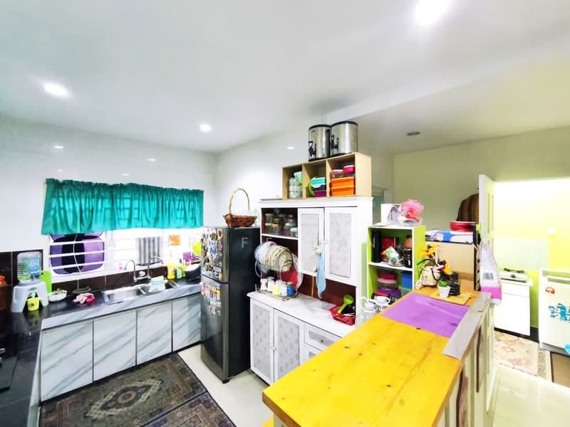 2-storey Terraced House for Sale in Batang Kali (Selangor) - Ashraff Daniel - Kitchen - PropertyGuru.com.my