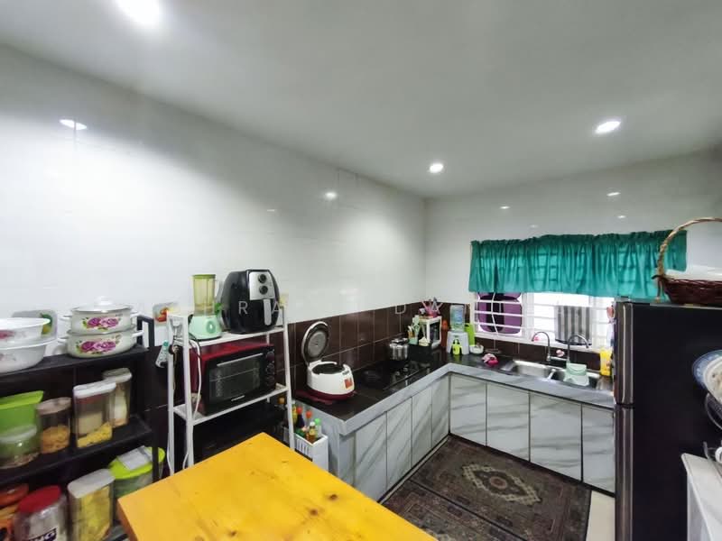 2-storey Terraced House for Sale in Batang Kali (Selangor) - Ashraff Daniel - Kitchen - PropertyGuru.com.my