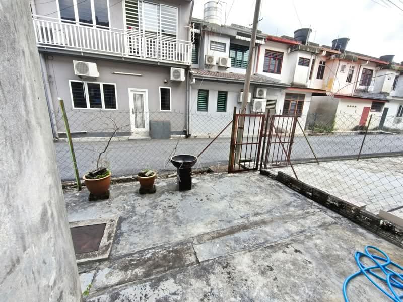 2-storey Terraced House for Sale in Taman Mok Sum (Seremban) - Mohd Aizat Saiful Bahri - Exterior - PropertyGuru.com.my