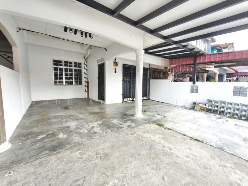 2-storey Terraced House for Sale in Taman Mok Sum (Seremban) - Mohd Aizat Saiful Bahri - Exterior - PropertyGuru.com.my