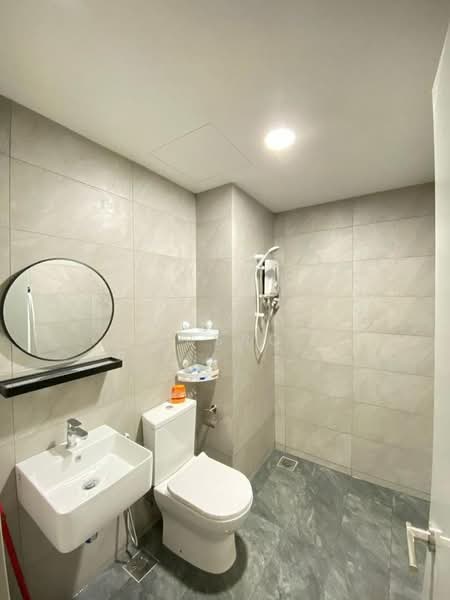 Servis Apartment untuk Disewa di Tulip Residence - Salawati Busro - Bathroom - PropertyGuru.com.my