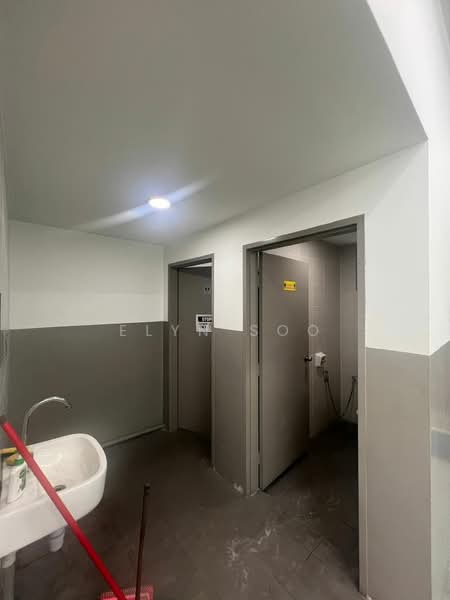 Kedai untuk Disewa di Eco Sanctuary (Telok Panglima Garang) - Elyn Soo - Bathroom - PropertyGuru.com.my