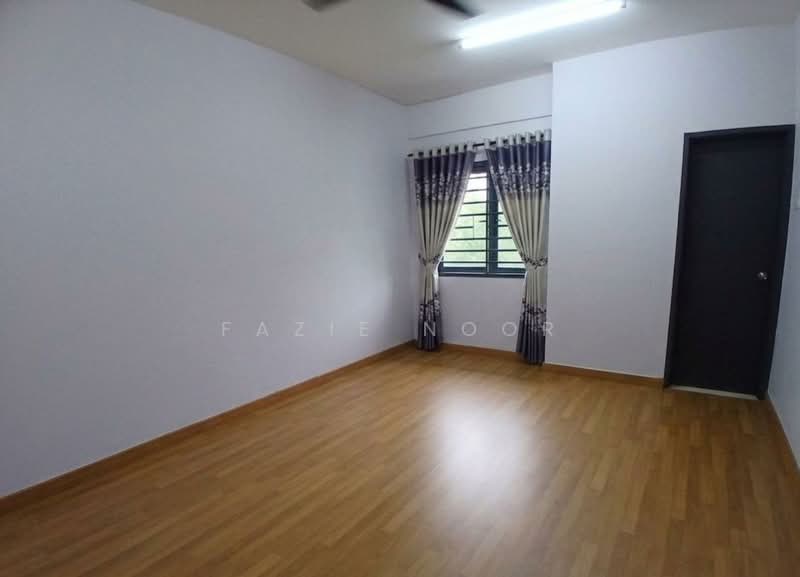 Rumah Teres untuk Dijual di Aman Putri (Sungai Buloh) - Fazie Noor - Interior - PropertyGuru.com.my
