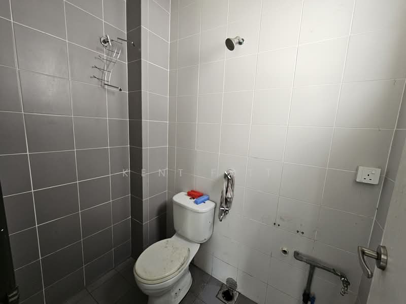 Rumah Berkembar untuk Dijual di Taman Saujana Suria (Kajang) - Kent Fatt - Bathroom - PropertyGuru.com.my