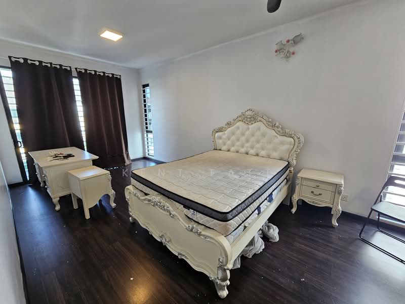 Rumah Berkembar untuk Dijual di Taman Saujana Suria (Kajang) - Kent Fatt - Bedroom - PropertyGuru.com.my