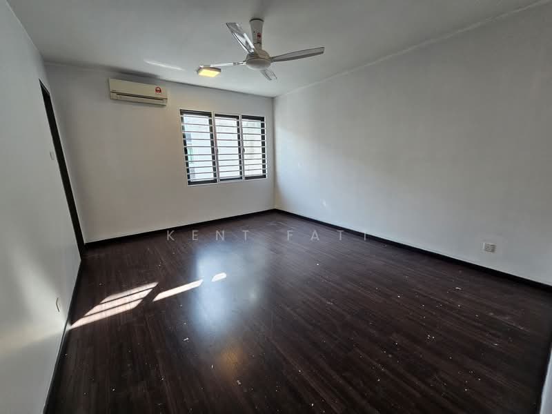 Rumah Berkembar untuk Dijual di Taman Saujana Suria (Kajang) - Kent Fatt - Interior - PropertyGuru.com.my