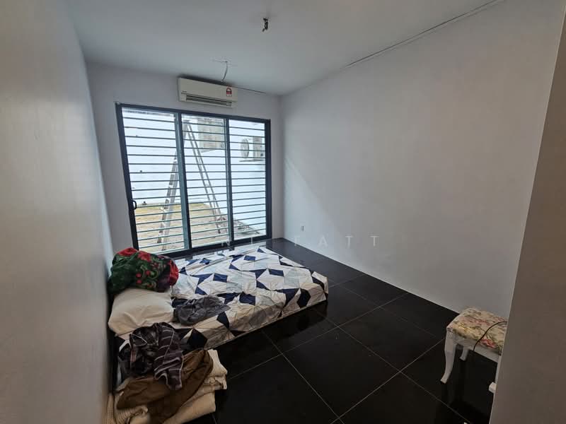 Rumah Berkembar untuk Dijual di Taman Saujana Suria (Kajang) - Kent Fatt - Bedroom - PropertyGuru.com.my