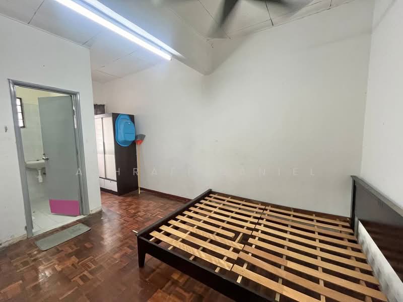 Rumah Teres 2 Tingkat untuk Dijual di Bandar Bukit Mahkota (Bangi) - Ashraff Daniel - PropertyGuru.com.my