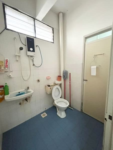 Rumah Teres 2 Tingkat untuk Dijual di Alma (Bukit Mertajam) - Philip Ong - Bathroom - PropertyGuru.com.my