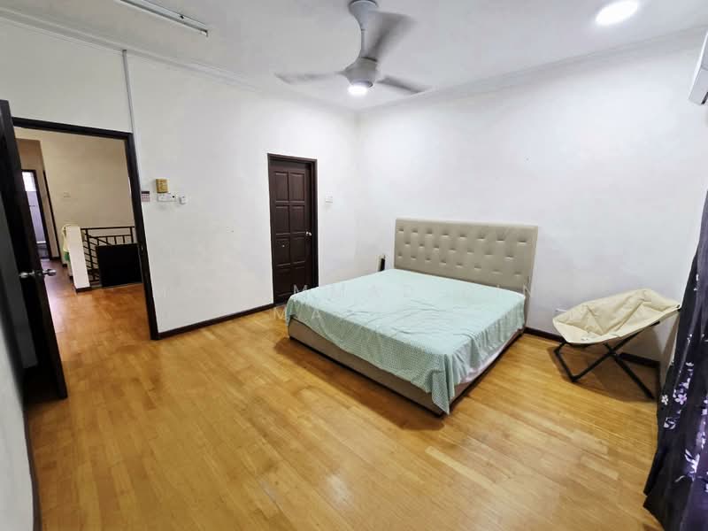 2-storey Terraced House for Sale in Putra Heights (Subang Jaya) - Mohammad Din Majid - Bedroom - PropertyGuru.com.my