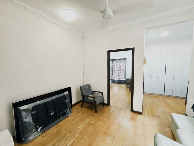 2-storey Terraced House for Sale in Putra Heights (Subang Jaya) - Mohammad Din Majid - Living Room - PropertyGuru.com.my