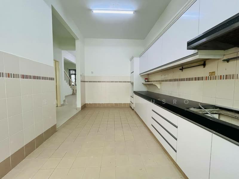 2-storey Terraced House for Rent in Seksyen 7 (Shah Alam) - Salawati Busro - Kitchen - PropertyGuru.com.my