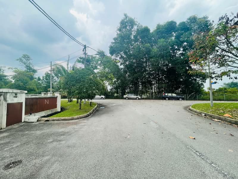 2-storey Terraced House for Sale in Bukit Rahman Putra (Sungai Buloh) - Nazrin Hakimin - Exterior - PropertyGuru.com.my