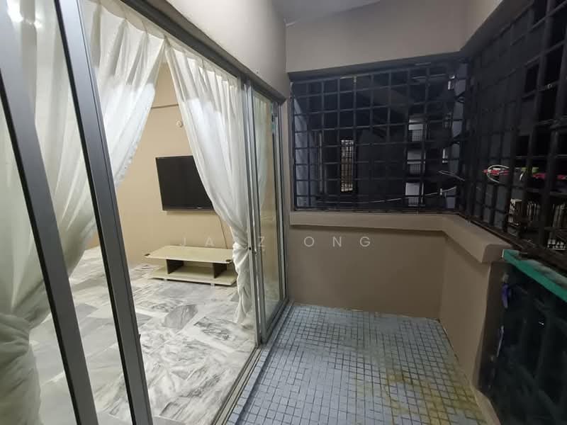 Apartment for Sale at Apartment Bukit Saujana - Jasz Ong - Balcony - PropertyGuru.com.my