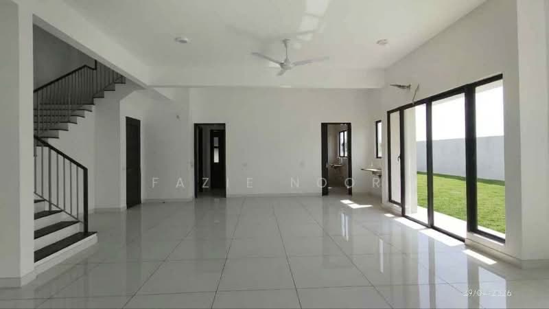 Semi-Detached House for Sale in Shah Alam (Selangor) - Fazie Noor - Living Room - PropertyGuru.com.my