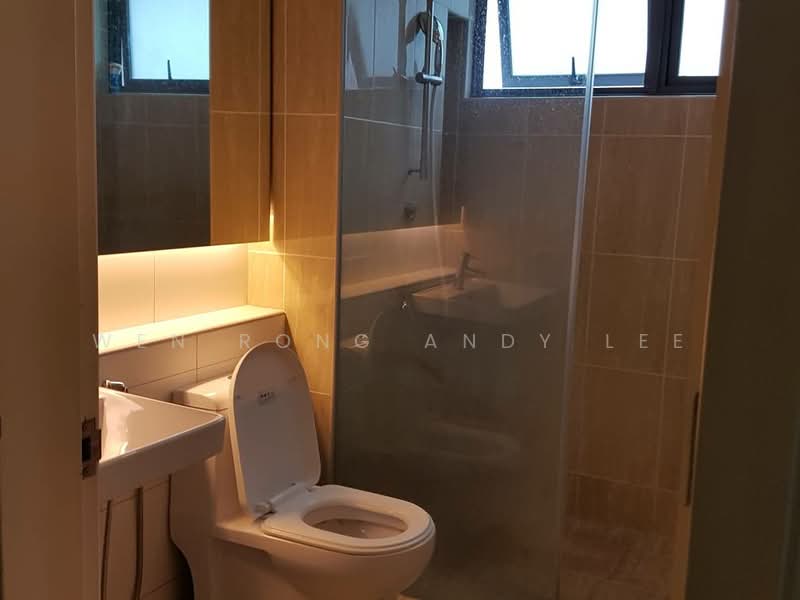 Kondominium untuk Dijual di A'Marine Condominium - Wen Rong Andy Lee - Bathroom - PropertyGuru.com.my