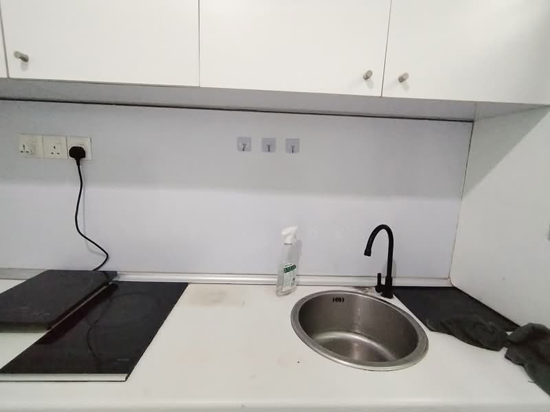 Servis Apartment untuk Disewa di Centrestage Designer Suite - Rex Lok - Kitchen - PropertyGuru.com.my