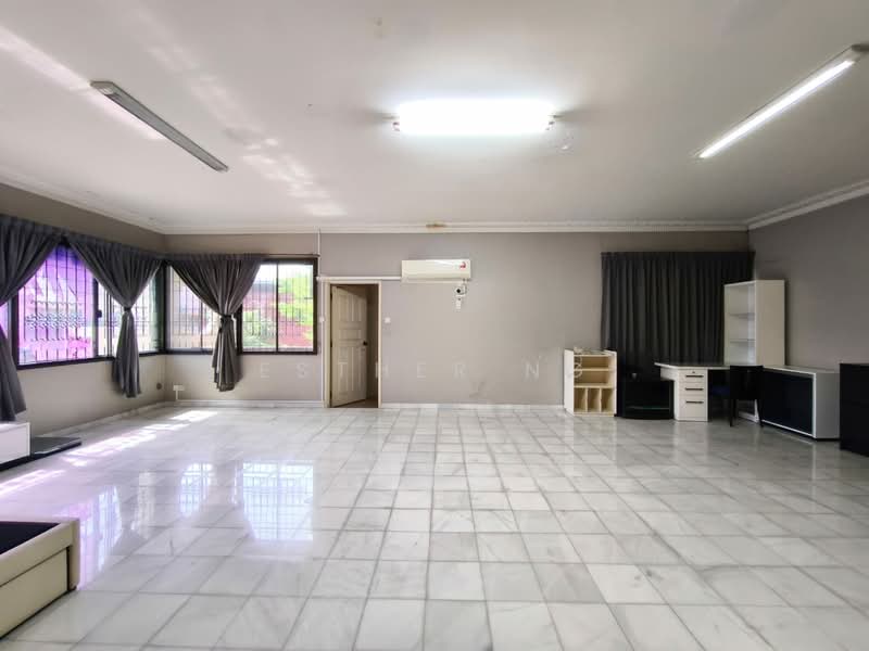 Rumah Banglo untuk Dijual di Teluk Pulai (Klang) - Esther Ng - Living Room - PropertyGuru.com.my