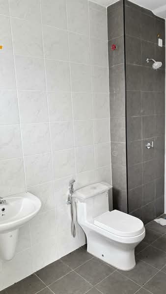 Rumah Teres 2 Tingkat untuk Dijual di Taman Nusa Damai (Pasir Gudang) - Ee Fong Toh - Bathroom - PropertyGuru.com.my