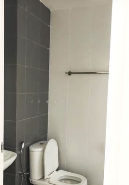 Kondominium untuk Disewa di SummerSkye Residences - Jerry Tan - Bathroom - PropertyGuru.com.my