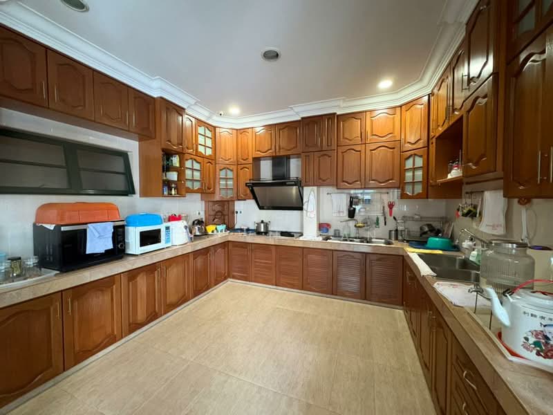 Semi-Detached House for Sale in Ampang (Selangor) - Shawn Tan - Kitchen - PropertyGuru.com.my