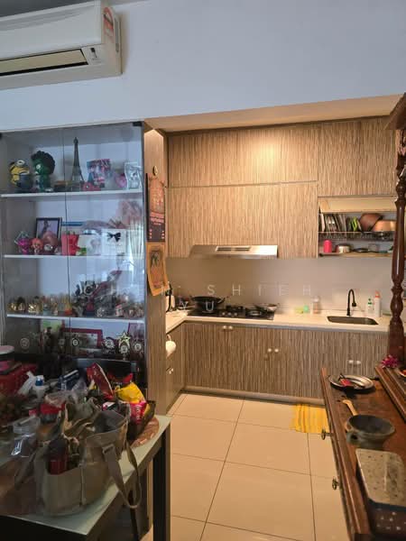 Apartment for Sale at Idaman Residence - Chen Shieh Yu - Kitchen - PropertyGuru.com.my