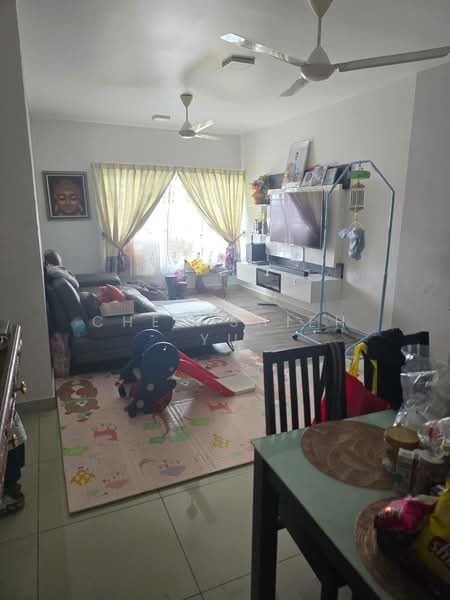 Apartment for Sale at Idaman Residence - Chen Shieh Yu - Living Room - PropertyGuru.com.my