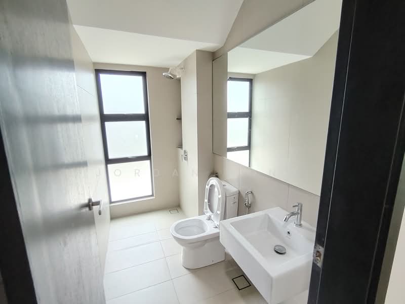 3-storey Terraced House for Rent in Masai (Johor) - Jordan Wong - Bathroom - PropertyGuru.com.my