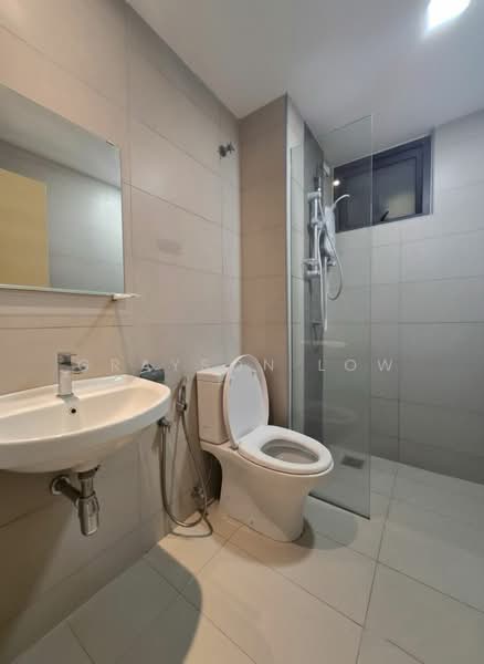 Condominium for Rent at The Zest @ Kinrara 9 - Grayson Low - Bathroom - PropertyGuru.com.my