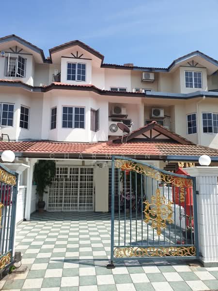 3-storey Terraced House for Sale in Taman Cheras Jaya (Cheras) - Charmaine Tan - Exterior - PropertyGuru.com.my