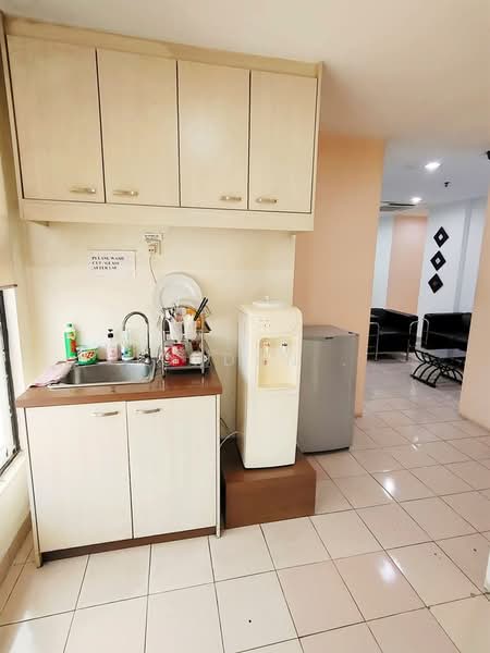 Pejabat untuk Disewa di Bandar Sunway (Sunway) - Jordan . - Kitchen - PropertyGuru.com.my