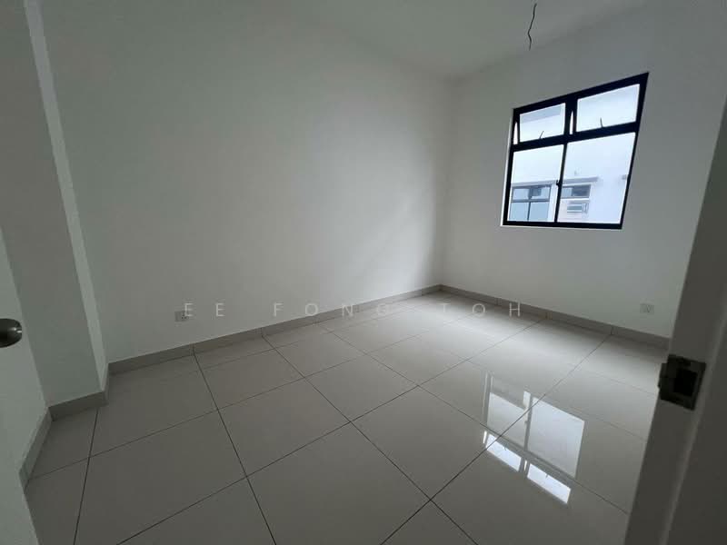 2-storey Terraced House for Sale in Taman Bukit Kaze (Ulu Tiram) - Ee Fong Toh - Interior - PropertyGuru.com.my